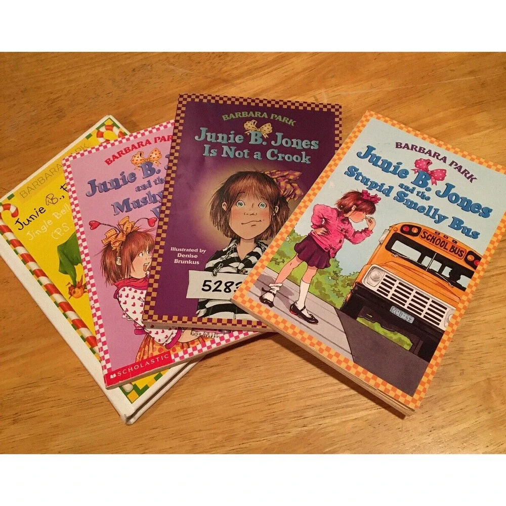 Four PACK BUNDLE / LOT OF JUNIE B JONES - Paperbacks - Barbara Park B6‎